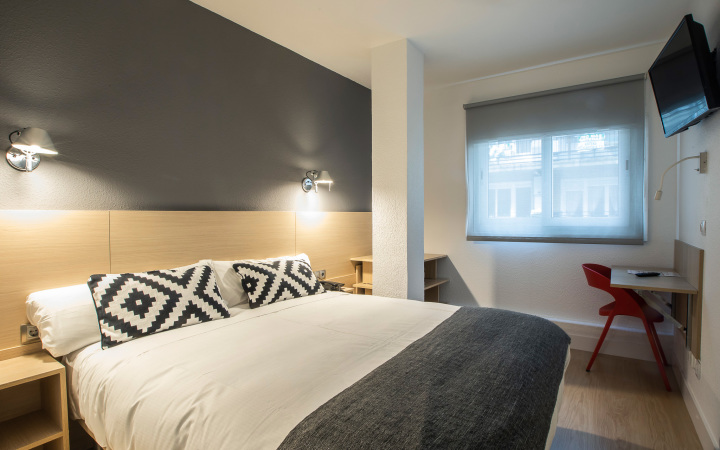 DOUBLE ROOM FOR SINGLE USE